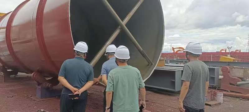 內蒙古鋼結構車間生產加工中